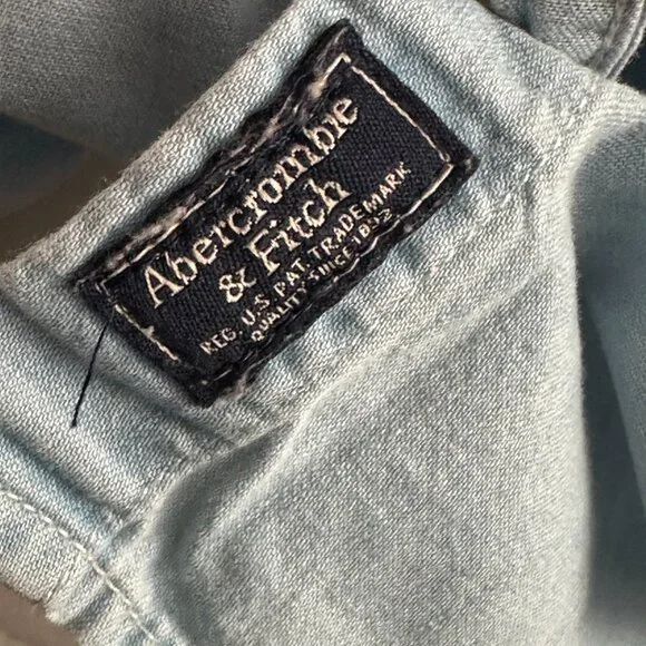 Abercrombie & Fitch Chambray Denim Button Down Shirt Small - Picture 4 of 8